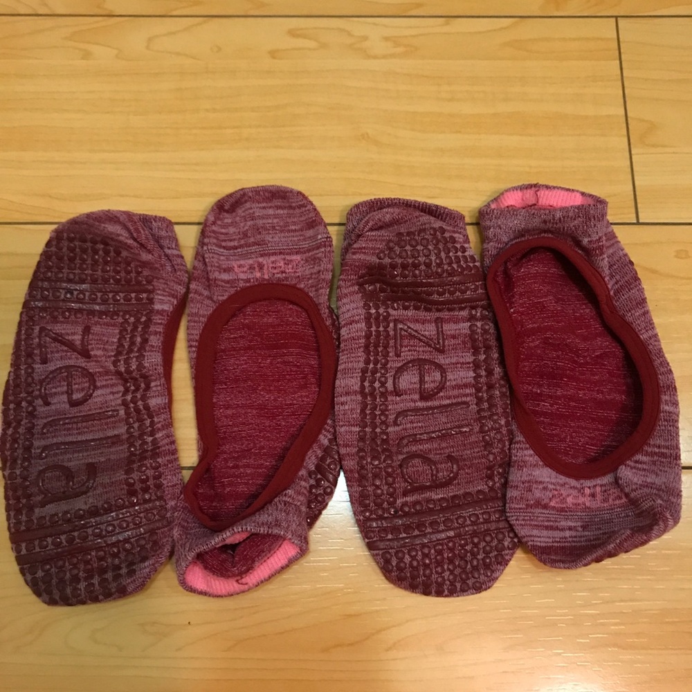 Zella grip/studio socks